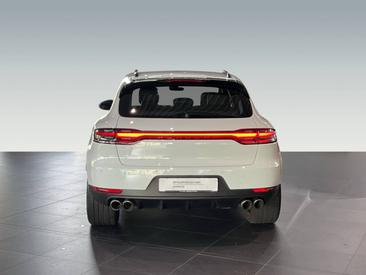 Porsche Macan S — photo 5