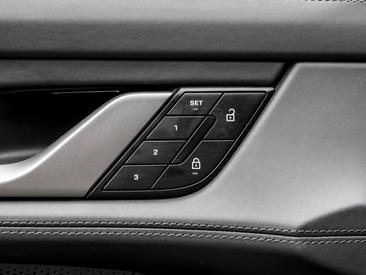 Porsche Taycan ph2 4S Cross Turismo — photo 18
