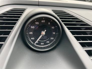 Porsche Macan Electrique 4S — photo 27