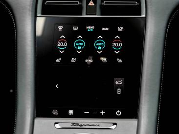 Porsche Taycan ph2 4S Cross Turismo — photo 22