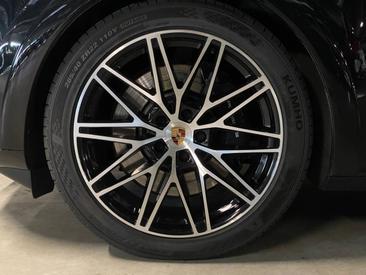 Porsche Cayenne III S E-Hybrid Coupé — photo 8