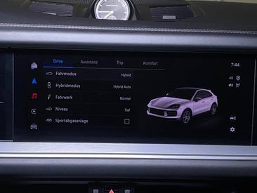 Porsche Cayenne III S E-Hybrid Coupé — photo 21