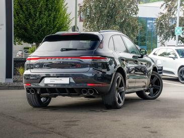 Porsche Macan S — photo 6