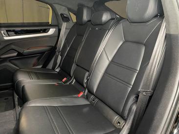Porsche Cayenne III S E-Hybrid Coupé — photo 25