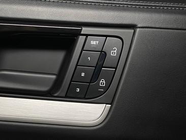 Porsche Cayenne III S E-Hybrid Coupé — photo 26