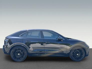 Porsche Macan Electrique Turbo — photo 6