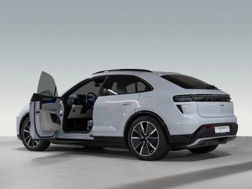 Porsche Macan Electrique Turbo — photo 5