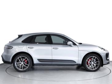 Porsche Macan S — photo 8