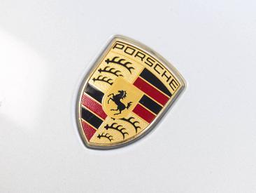 Porsche Macan S — photo 10