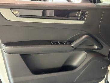 Porsche Cayenne III E-Hybrid Coupé — photo 19