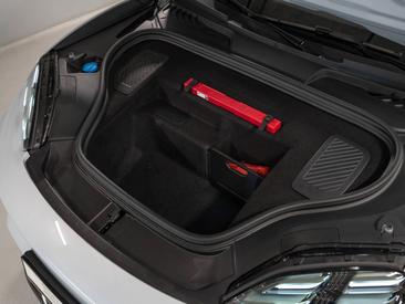 Porsche Macan Electrique Turbo — photo 18