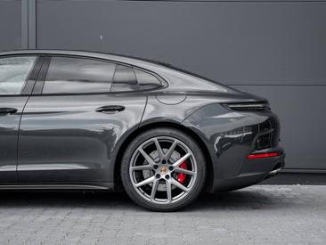Porsche Panamera III 4S E-Hybrid — photo 11