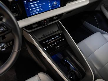 Porsche Macan Electrique Turbo — photo 24