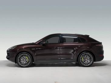 Porsche Cayenne III E-Hybrid Coupé — photo 2