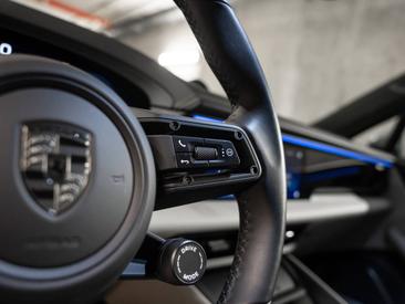 Porsche Macan Electrique Turbo — photo 32