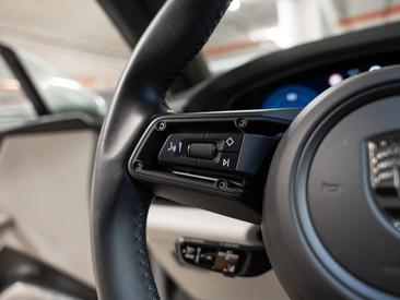 Porsche Macan Electrique Turbo — photo 33