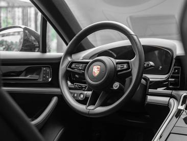 Porsche Panamera III 4S E-Hybrid — photo 28