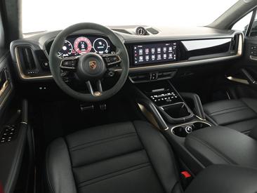 Porsche Cayenne III Turbo E-Hybrid — photo 13