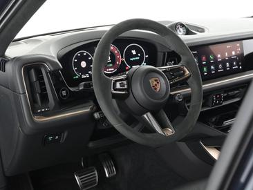 Porsche Cayenne III Turbo E-Hybrid — photo 14