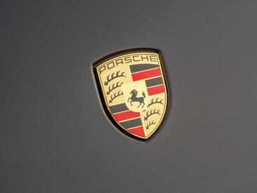Porsche Macan S — photo 29