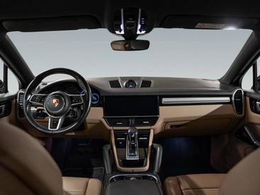 Porsche Cayenne III E-Hybrid Coupé — photo 17