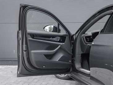 Porsche Panamera III 4S E-Hybrid — photo 34