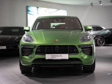 Porsche Macan Turbo — photo 4