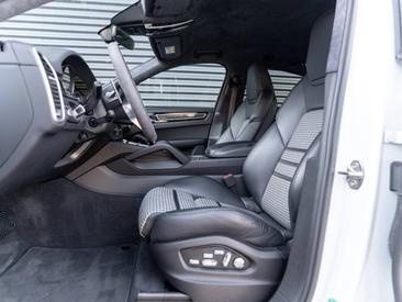 Porsche Cayenne III Coupé — photo 29
