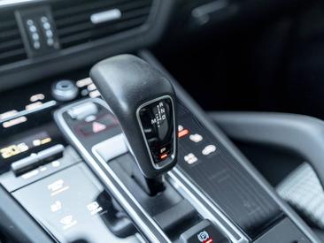 Porsche Cayenne III Coupé — photo 36