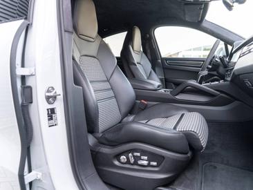 Porsche Cayenne III Coupé — photo 44