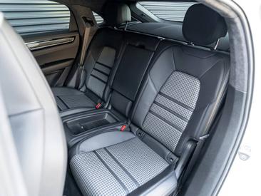 Porsche Cayenne III Coupé — photo 46