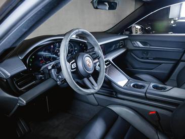 Porsche Taycan ph2 4S Sport Turismo — photo 14
