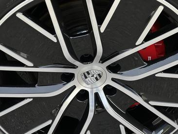 Porsche Macan Electrique 4S — photo 10