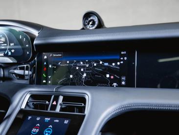 Porsche Taycan ph2 4S Sport Turismo — photo 20