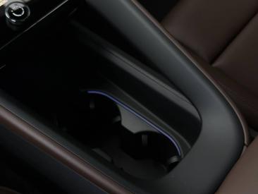 Porsche Macan Electrique 4S — photo 16