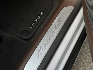 Porsche Macan Electrique 4S — photo 27