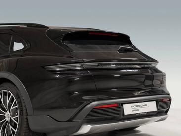 Porsche Taycan ph2 4S Cross Turismo — photo 11