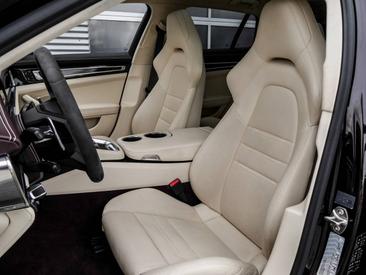 Porsche Panamera II ph2 Turbo S E-Hybrid — photo 12