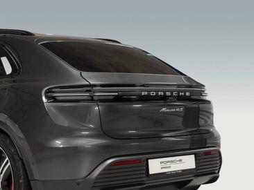 Porsche Macan Electrique 4S — photo 9