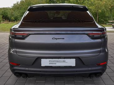 Porsche Cayenne III E-Hybrid Coupé — photo 4