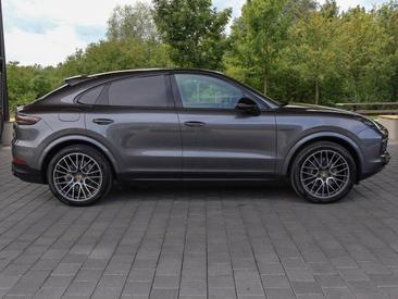 Porsche Cayenne III E-Hybrid Coupé — photo 9