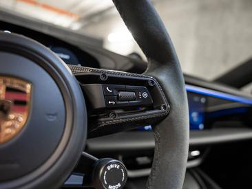 Porsche Macan Electrique 4S — photo 25