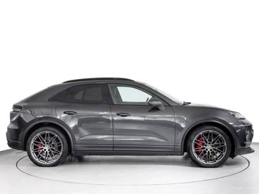 Porsche Macan Electrique 4S — photo 8