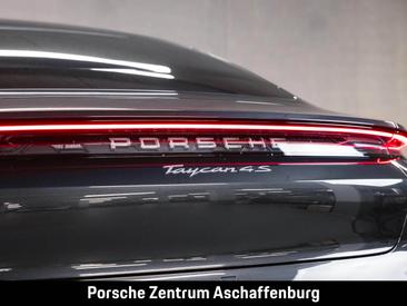 Porsche Taycan ph2 4S — photo 8