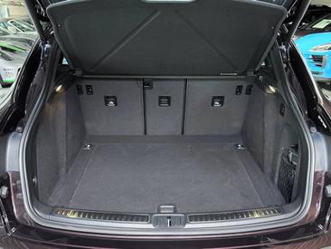 Porsche Macan S — photo 22