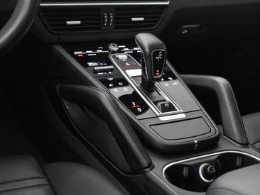 Porsche Cayenne III Coupé — photo 19