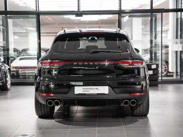 Porsche Macan S — photo 5
