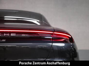 Porsche Taycan ph2 4S — photo 13