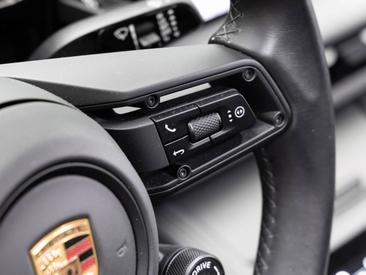Porsche Macan Electrique 4S — photo 20