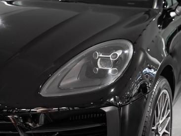 Porsche Macan S — photo 8